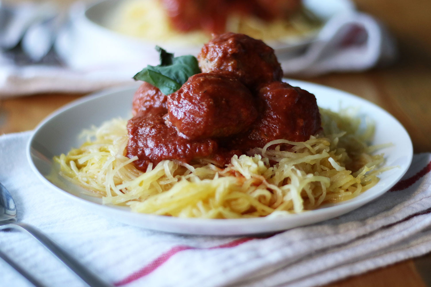 Healthy Family-Friendly Meals and Snacks: Slow Cooker Spaghetti Squash & Meatballs