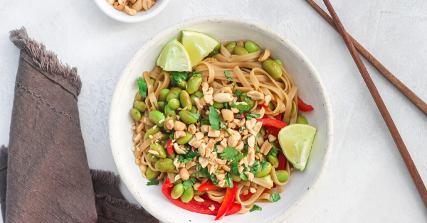 20 Healthy Meals to Make with Non-Perishable Foods: Brown Rice Noodles & Veggies