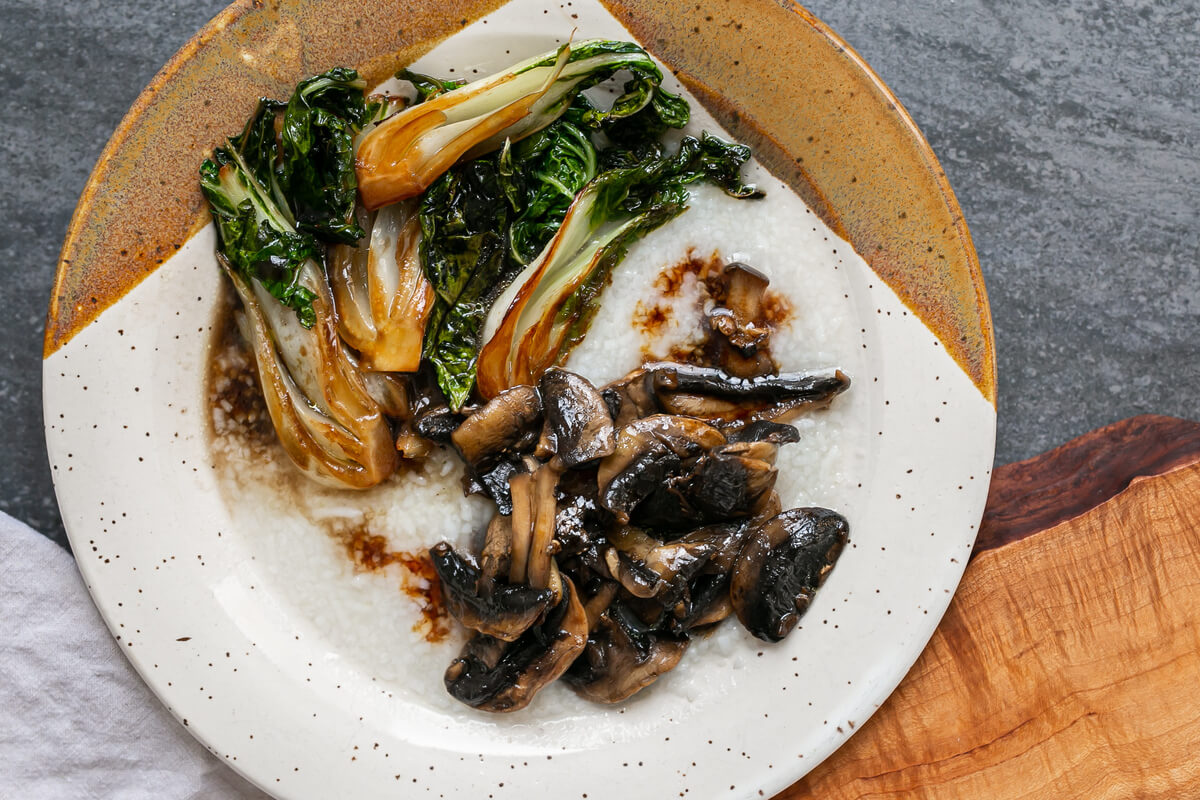 20 Low-Fat Oil-Free Meals Your Clients Will Love: Bok Choy & Mushroom Congee