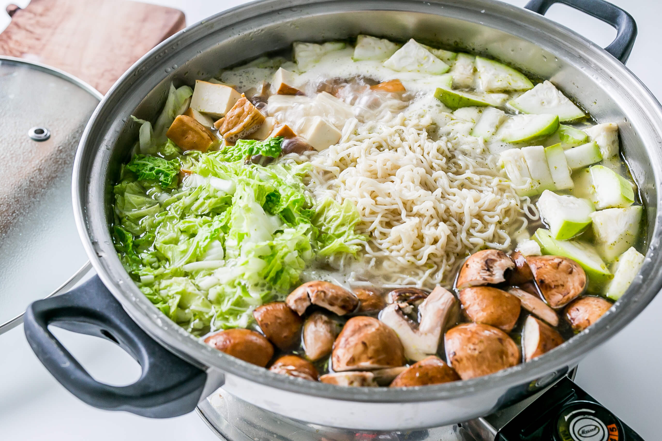 20 Low-Fat Oil-Free Meals Your Clients Will Love: Tofu & Veggie Hot Pot