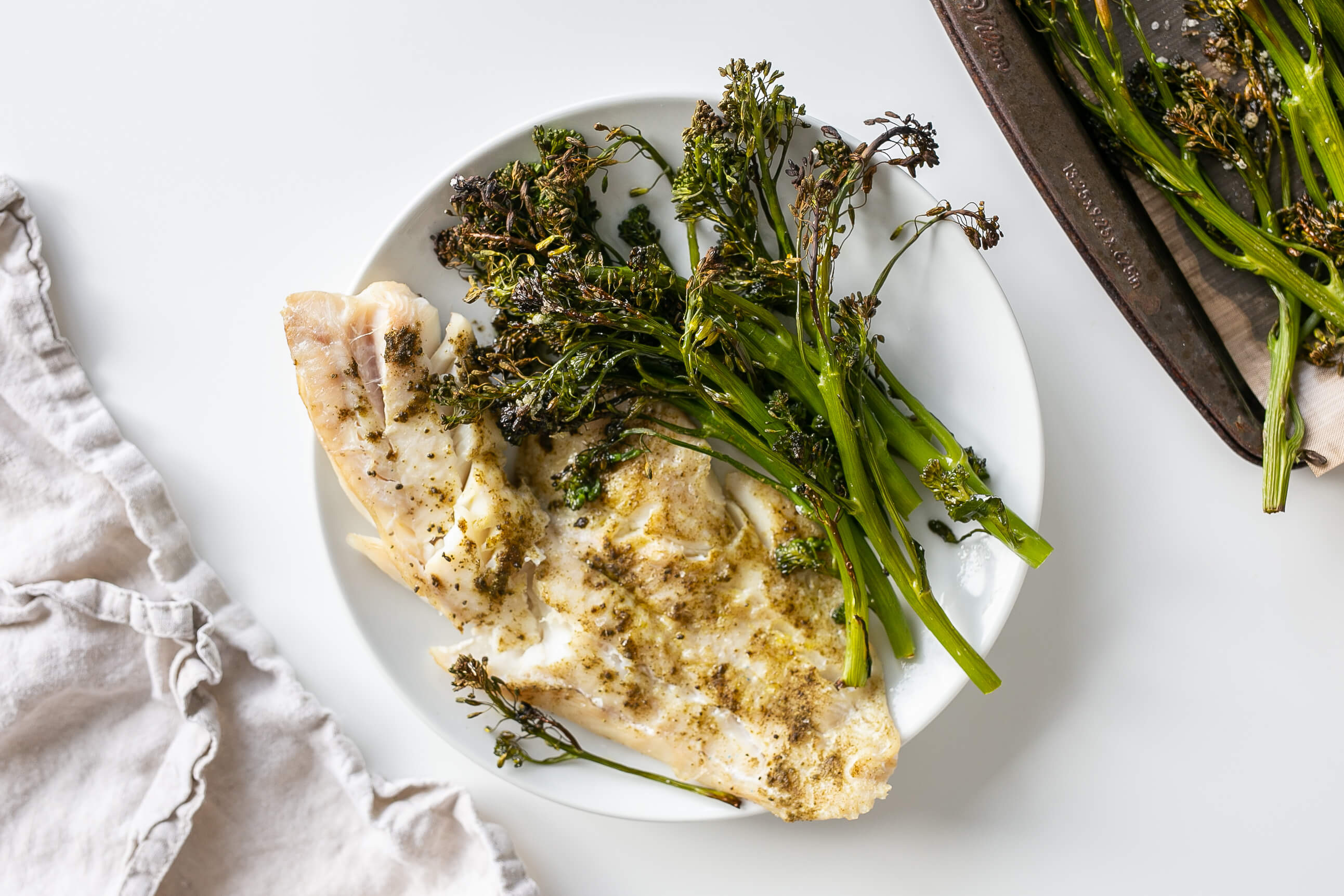 5 Ingredient Meal Ideas Your Clients Will Love: Crispy Broiled Haddock & Broccolini
