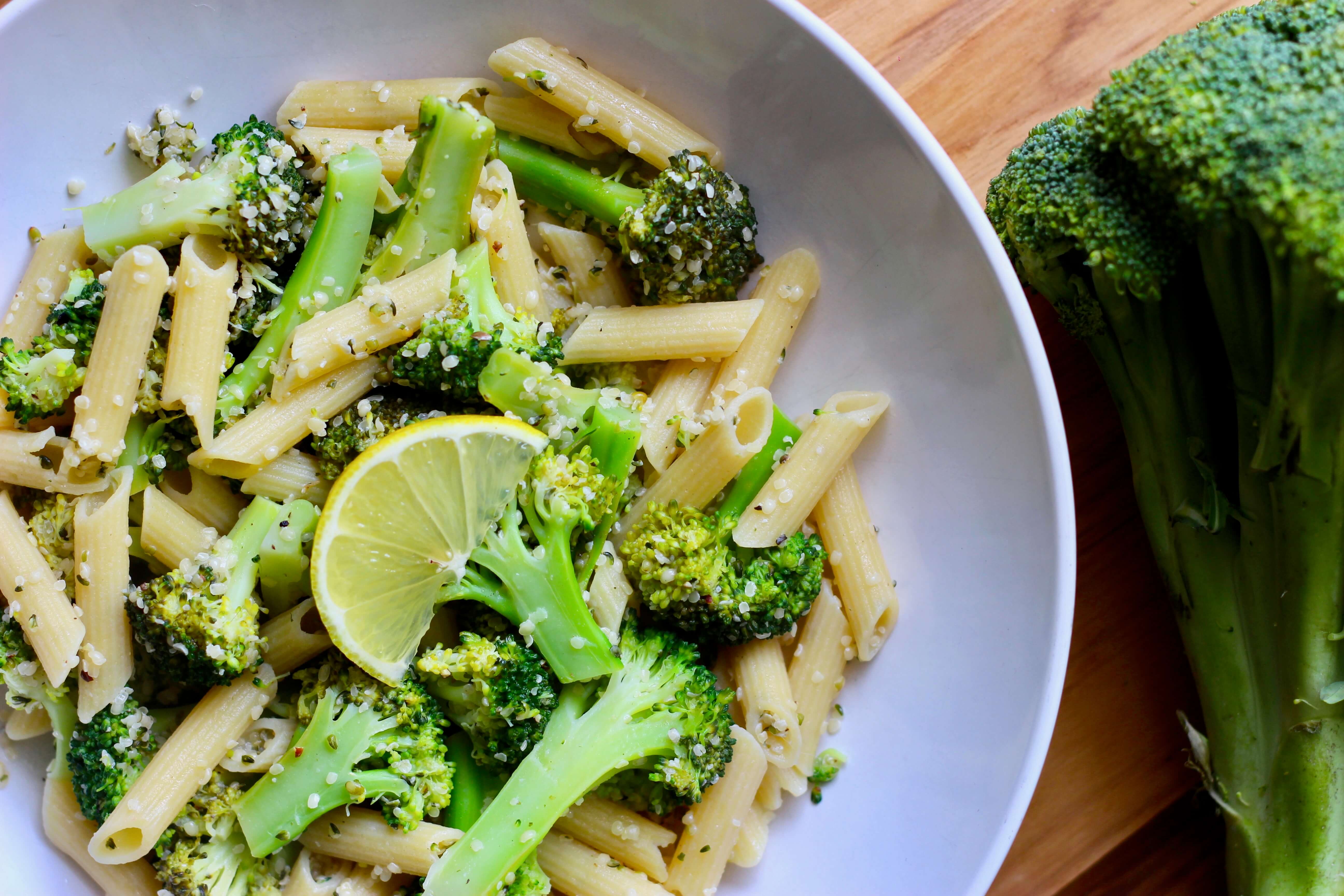 Healthy $4 Dinners to Add to Your Client's Meal Plan: Lemon Butter Penne with Broccoli