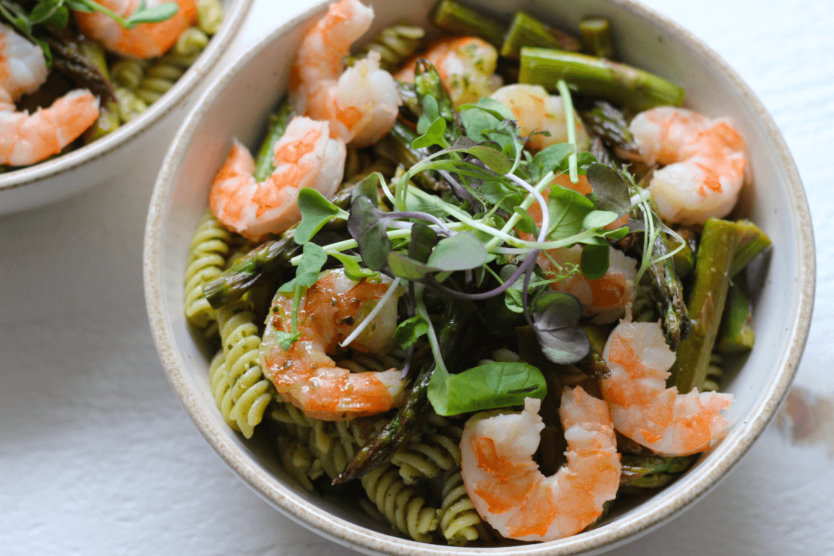 21 Recipe Ideas to Help Manage Your Clients Blood Sugar: Shrimp Asparagus Pesto Pasta