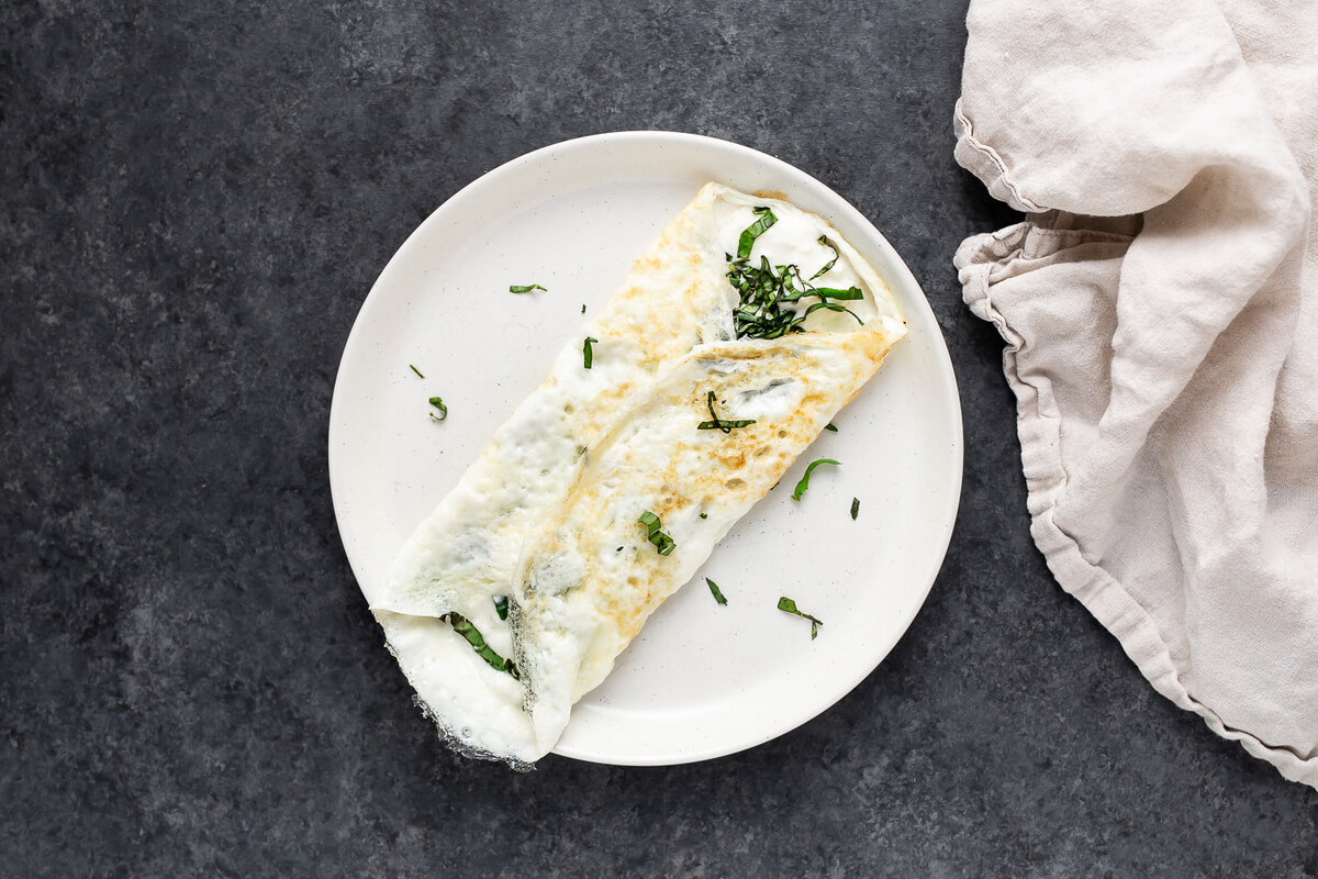 20 Meals to Help Clients Manage Gastroesophageal Reflux Disease (GERD):Egg White Omelette with Cottage Cheese