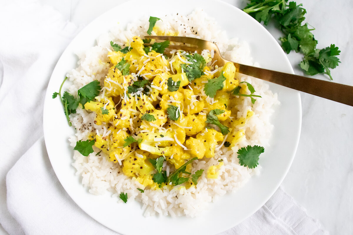 20 Meals to Help Clients Manage Gastroesophageal Reflux Disease (GERD):Coconut Turmeric Cauliflower Bowls