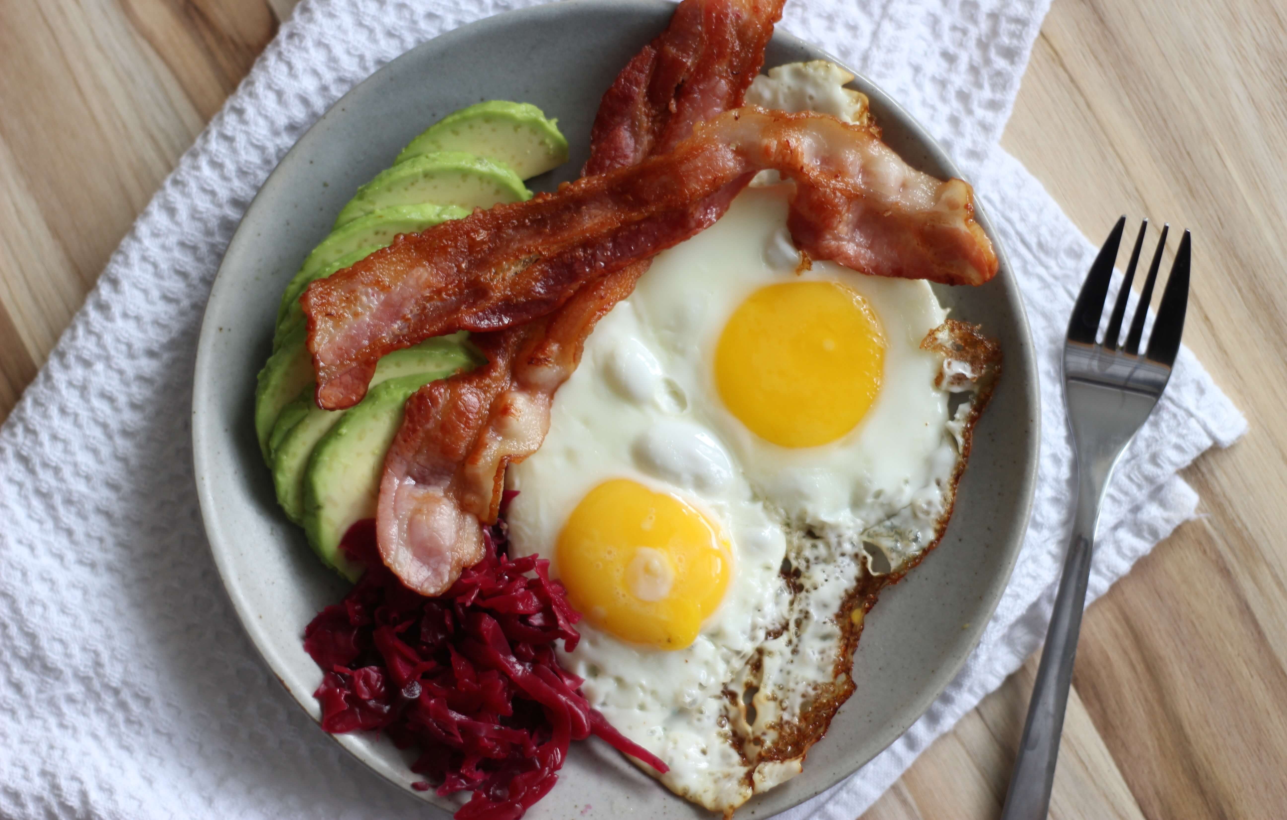 20 Low Oxalate Meals Your Clients Will Love: Bacon, Eggs, Avocado & Sauerkraut