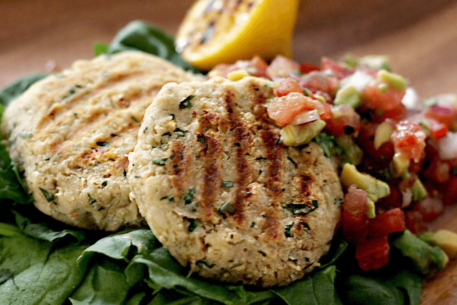 20 Meal Ideas Your Clients Can Grill This Summer: White Bean Burgers
